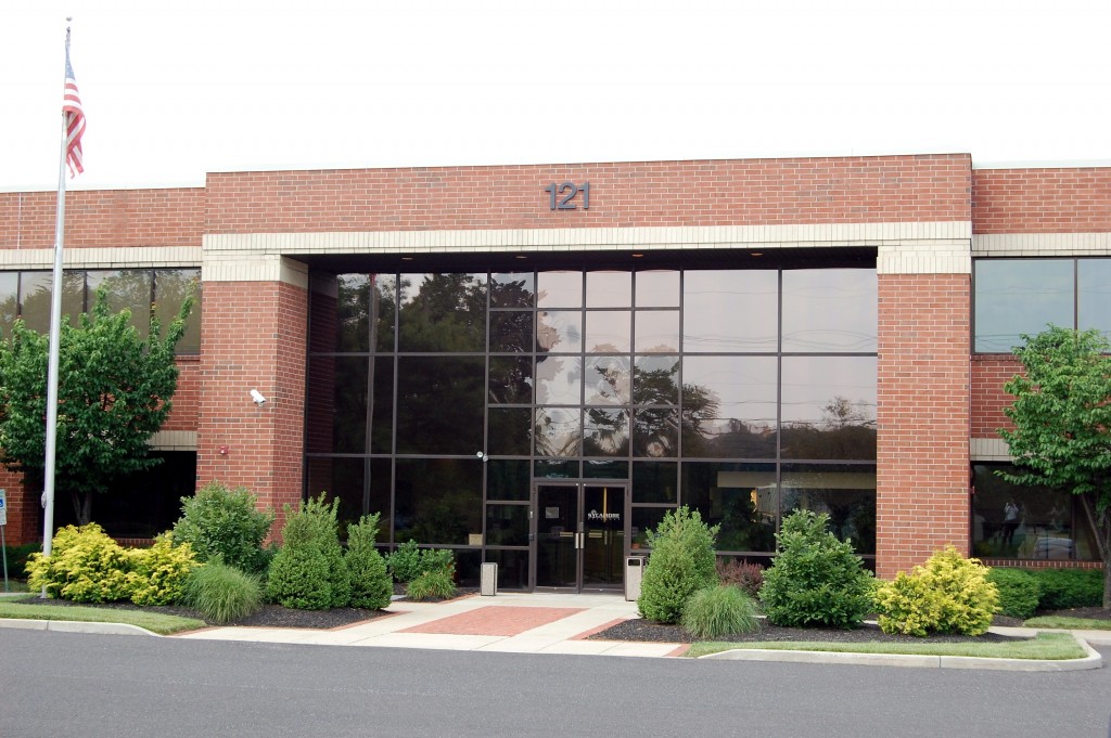 Lease office, warehouse and assembly in Moorestown, NJ