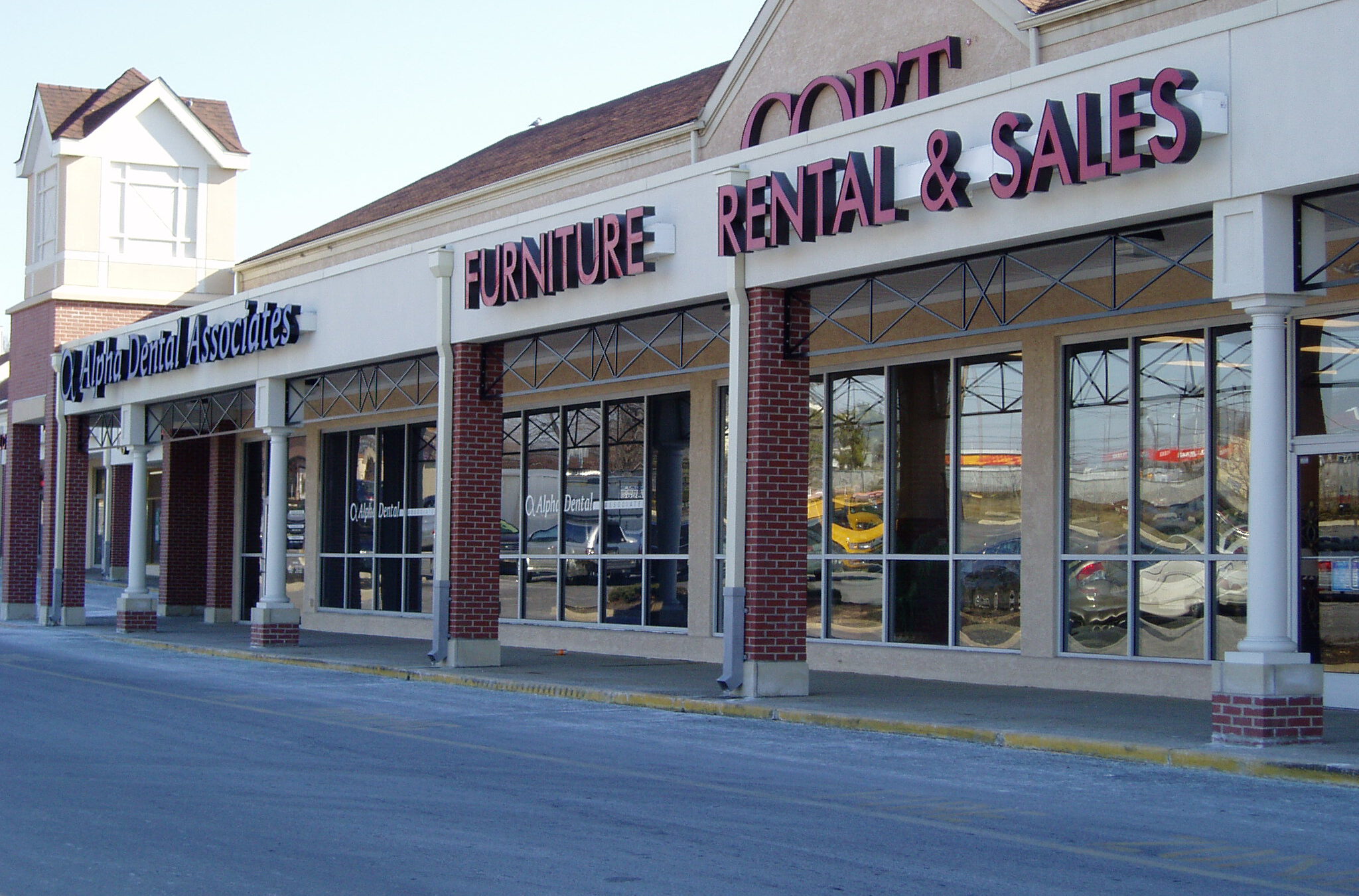 Colonial Square Shopping Center: Rent Retail Space in Cinnaminson, NJ