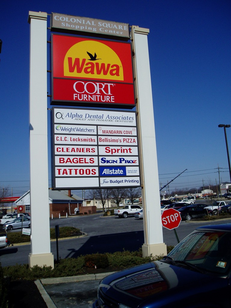 Colonial Square Shopping Center